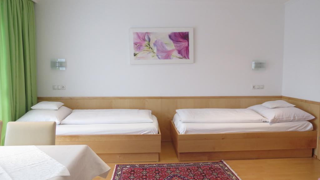 Apartement Maria Trost Грац Екстер'єр фото
