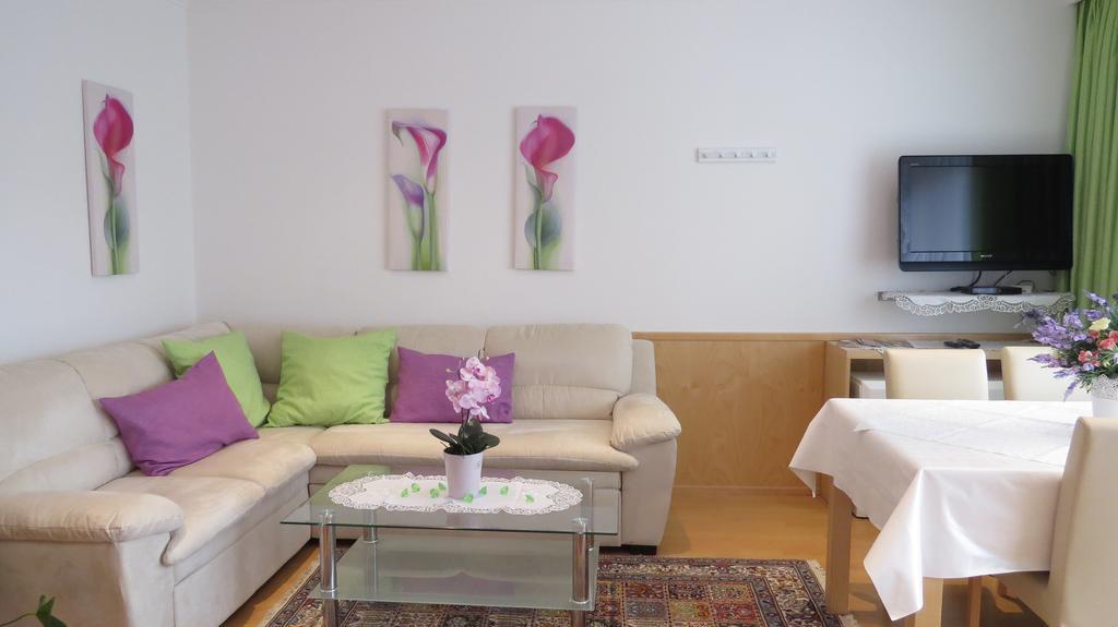Apartement Maria Trost Грац Екстер'єр фото